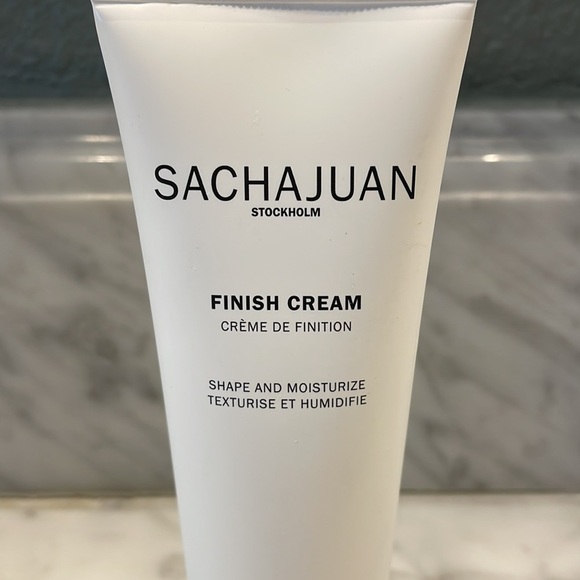 Sachajuan Stockholm Finish Hair Cream - Picture 2 of 11